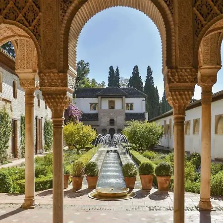 Alojamiento Camino De Ronda Con Parking-3